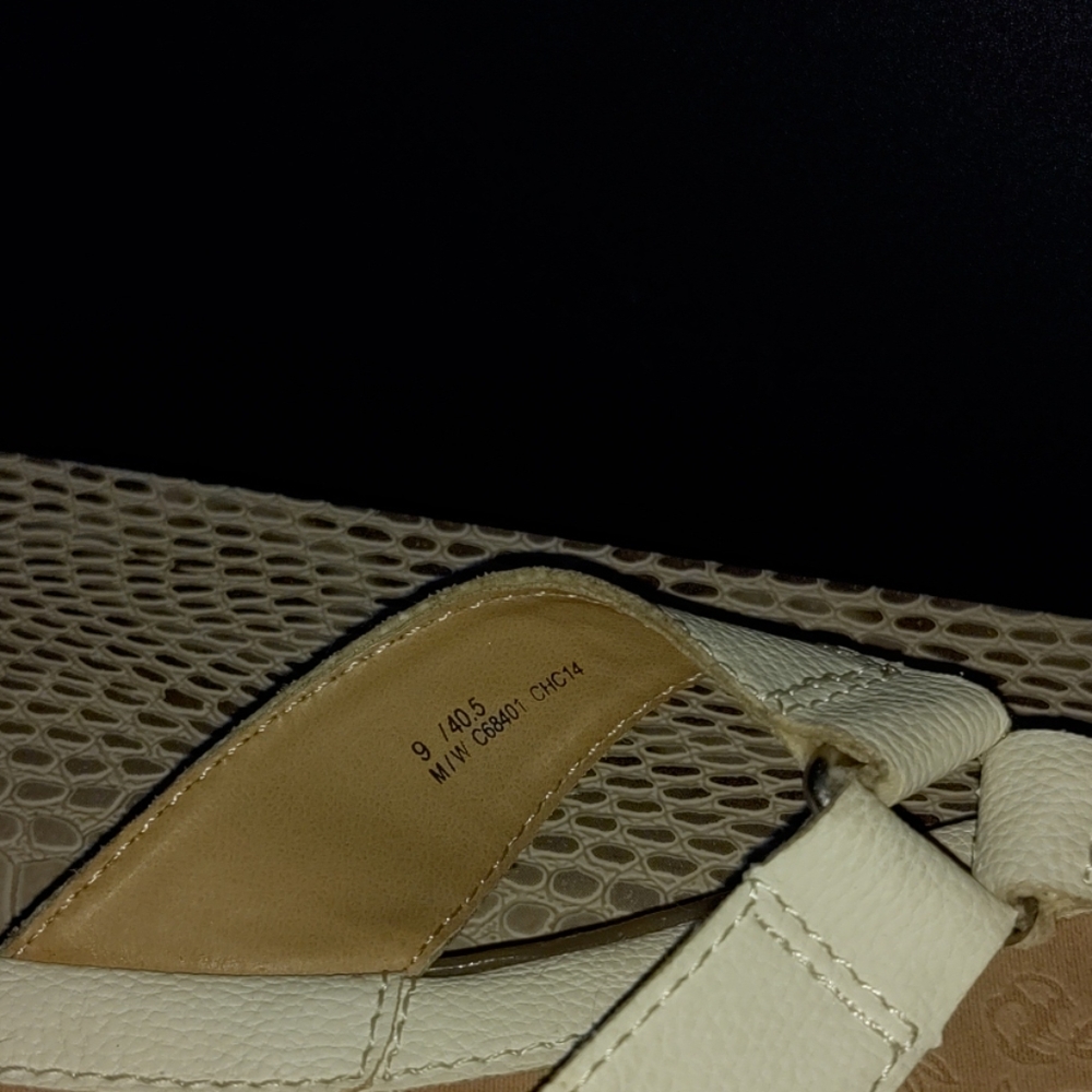 b.o.c Born Concept Sandals - Picture 6 of 8